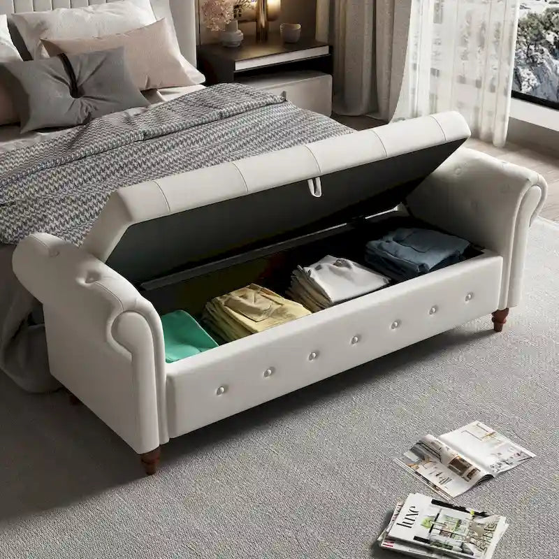 Tufted storage bench