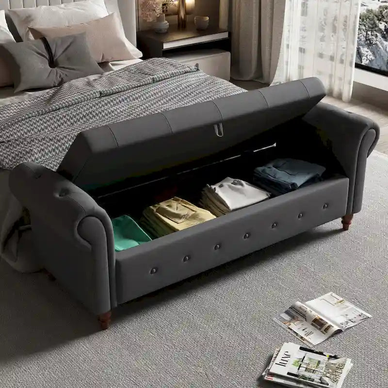 Tufted storage bench