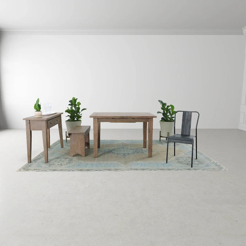 Malá lavice o šířce 31, světle hnědá