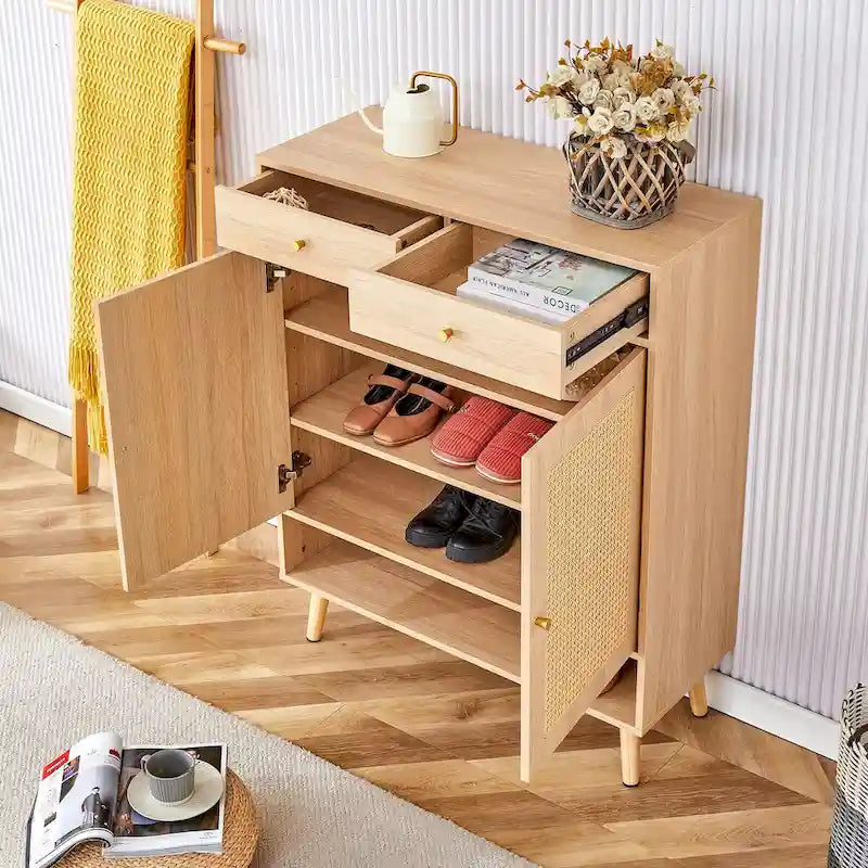 Moderne minimalistische rotan schoenenkast voor hal en woonkamer