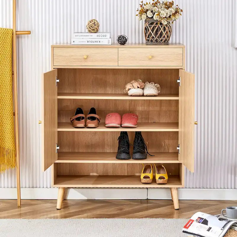 Moderne minimalistische rotan schoenenkast voor hal en woonkamer